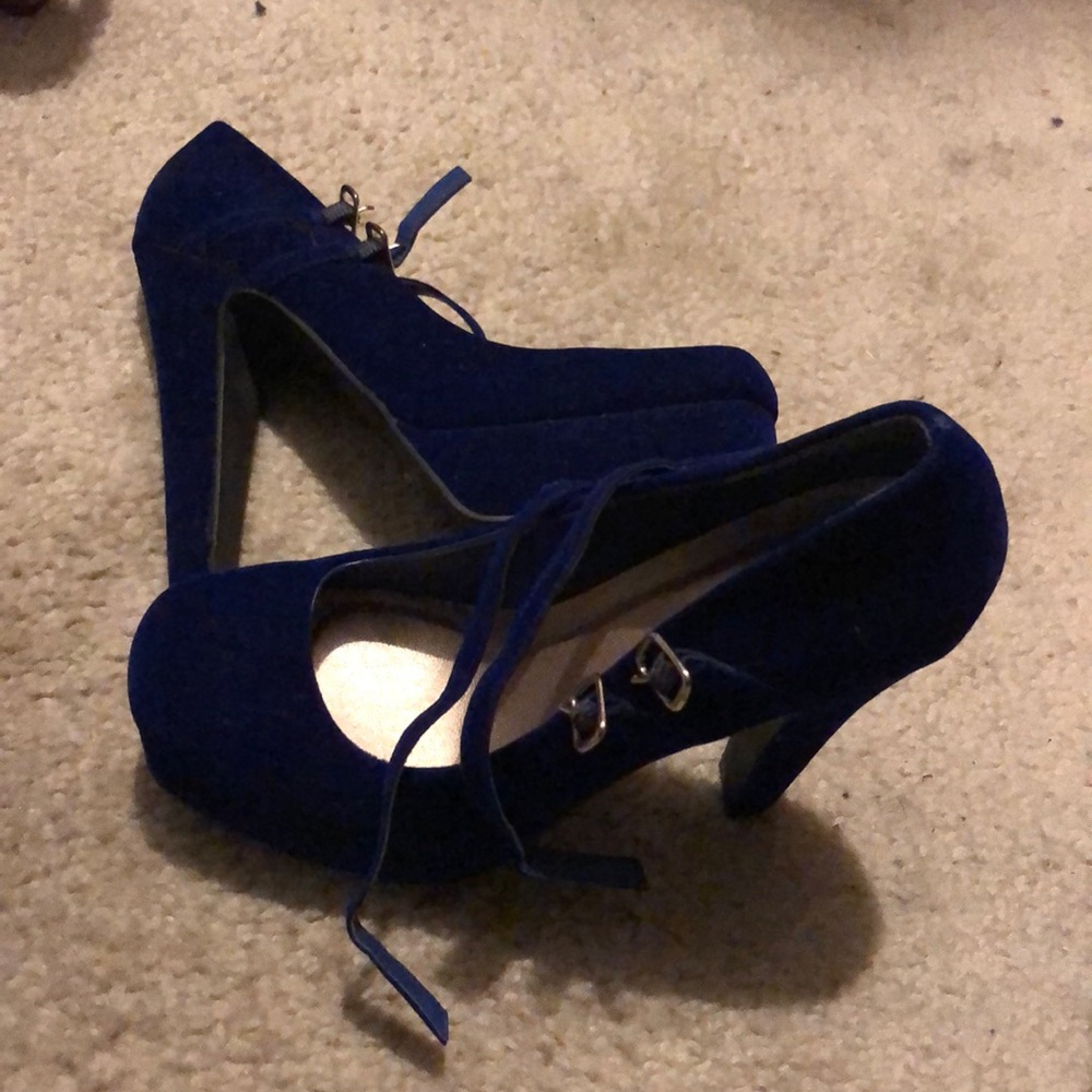 Faux suede blue heels